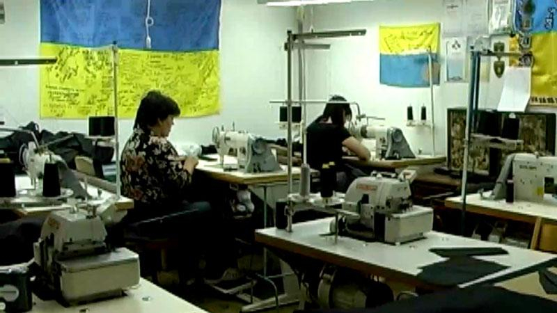 Волонтеры шьют зимнюю форму для танкистов с новыми "фишками"