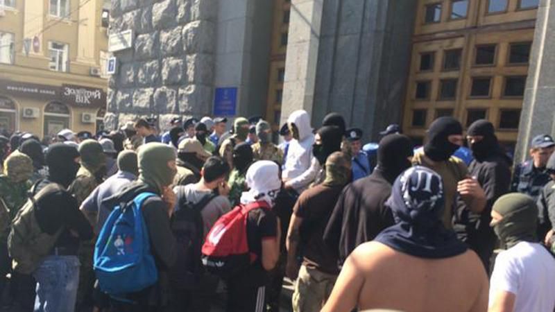 Розмальований будинок Добкіна — це... Ваша думка Розмальований будинок Добкіна — це... Ваша думка