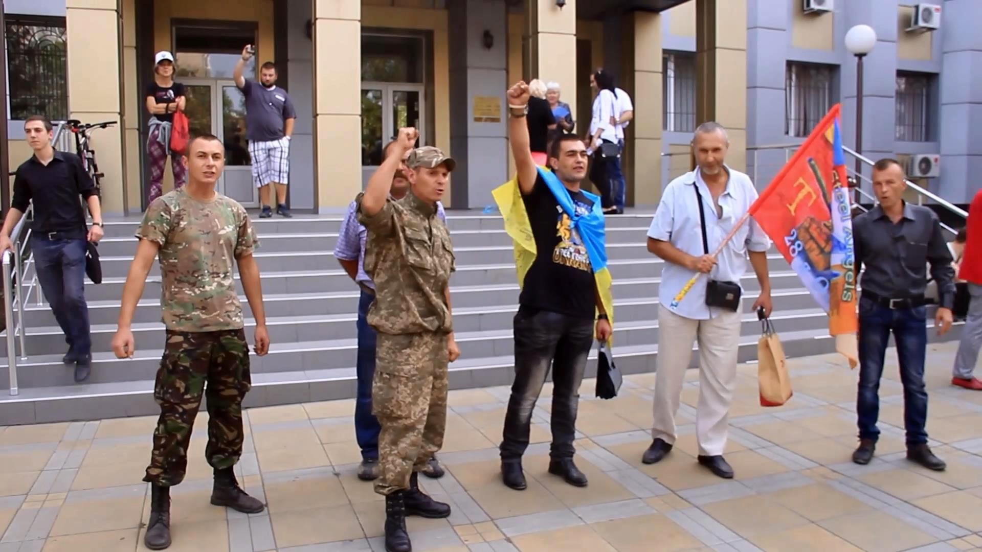 Комбата, якого підозрюють у контрабанді, залишили на свободі Комбата, якого підозрюють у контрабанді, залишили на свободі