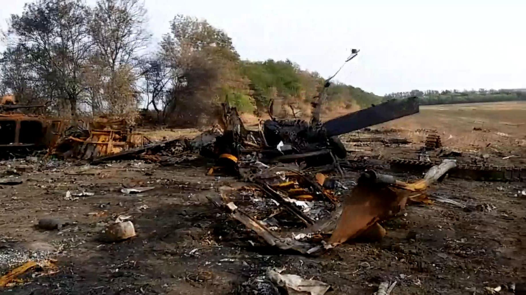 У штабі АТО спростували інформацію щодо братської могили під Маріуполем У штабі АТО спростували інформацію щодо братської могили під Маріуполем