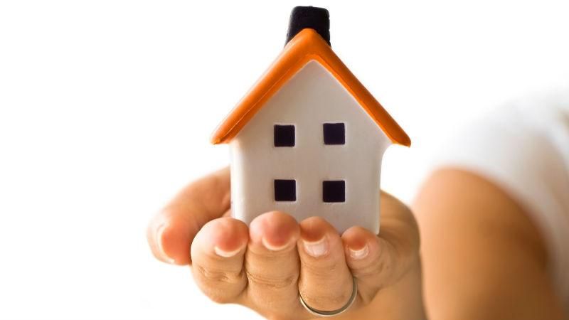 Новый налог на недвижимость: отныне цены будет диктовать покупатель