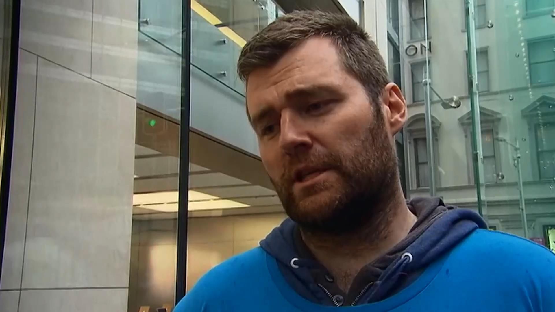 Первый владелец новенького iPhone 6s поделился впечатлениями Первый владелец новенького iPhone 6s поделился впечатлениями