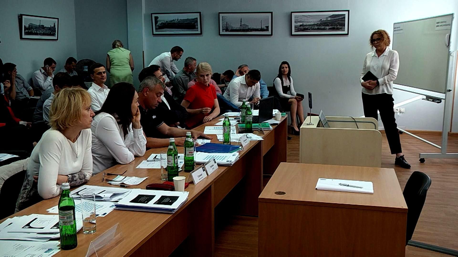 Могилянка випустила перших професійних мерів Могилянка випустила перших професійних мерів