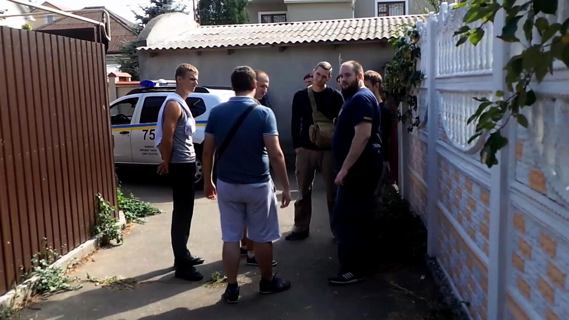 Обшуки по квартирах свободівців тривають Обшуки по квартирах свободівців тривають