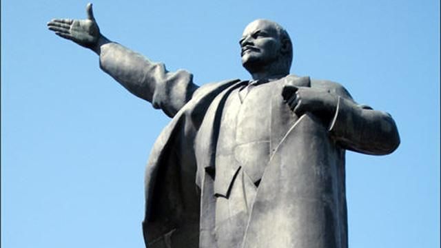 На Черкащині вирішили оригінально позбутись Леніна На Черкащині вирішили оригінально позбутись Леніна