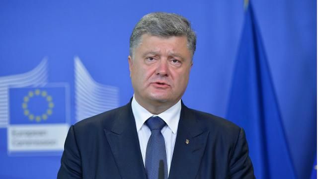 Порошенко назвав вражаючі щоденні витрати через війну Порошенко назвав вражаючі щоденні витрати через війну