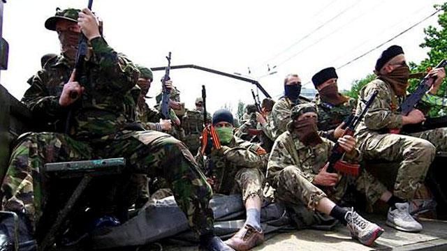 Доба в АТО: обстріли бойовиків ледь не забрали життя чотирьох українських військових Доба в АТО: обстріли бойовиків ледь не забрали життя чотирьох українських військових