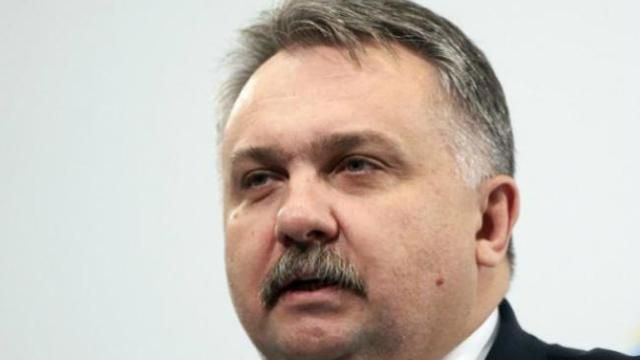 Глава "Укрзализныци" хочет возобновить сообщение с Крымом, чтобы заработать, — Игорь Луценко Глава "Укрзализныци" хочет возобновить сообщение с Крымом, чтобы заработать, — Игорь Луценко