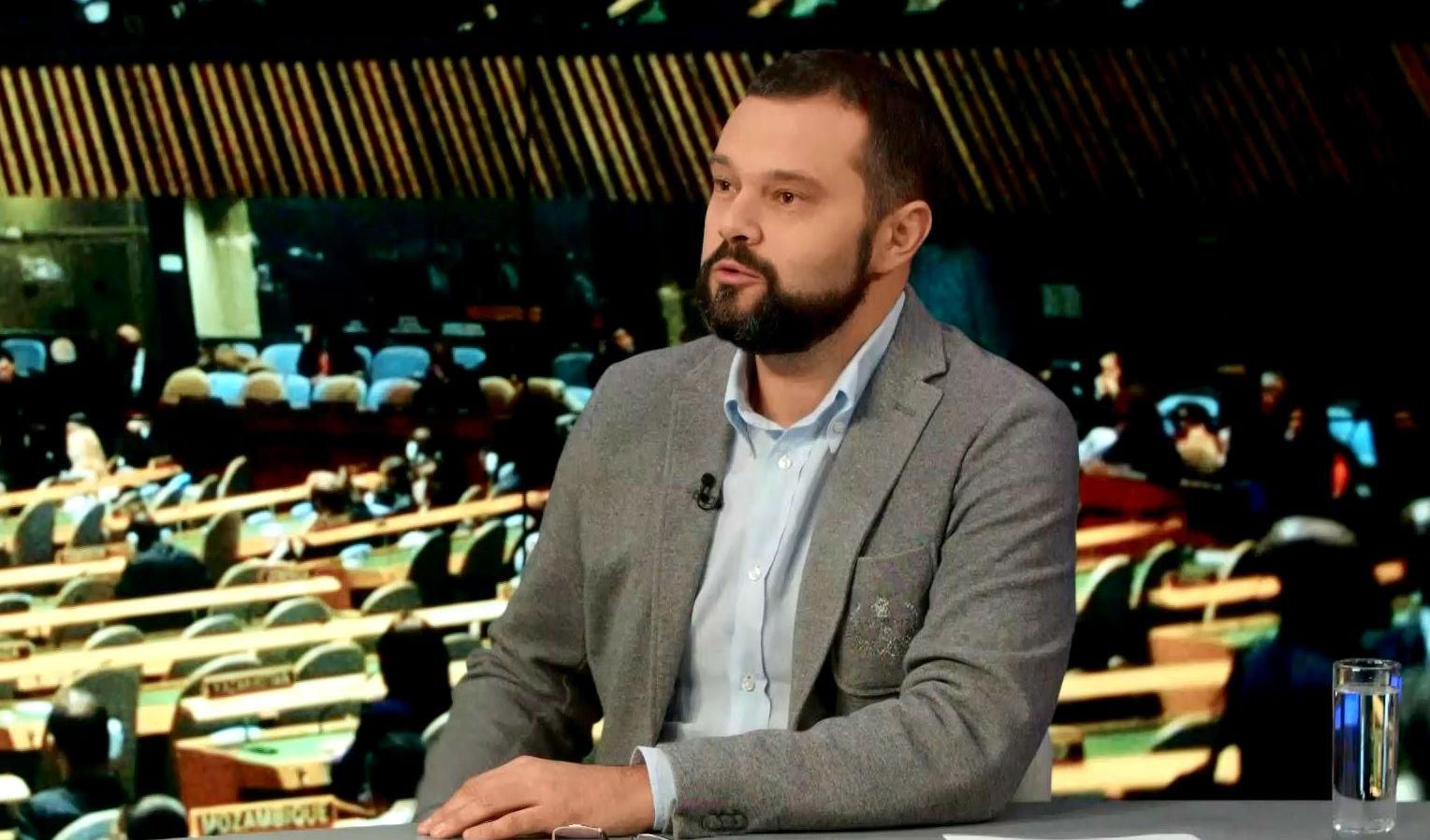 Кто зарабатывает на войне – рассказал эксперт Кто зарабатывает на войне – рассказал эксперт