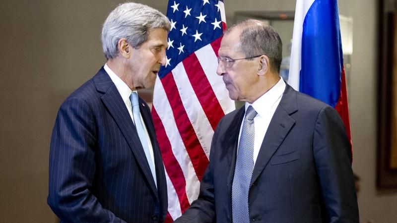 Лавров у захваті від переговорів з Керрі Лавров у захваті від переговорів з Керрі