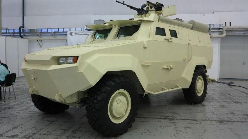 Вітчизняний завод розробив броньовик, що навіть плаває Вітчизняний завод розробив броньовик, що навіть плаває