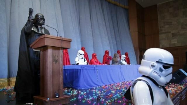 Зоряні вибори: Дарт Вейдер хоче бути мером Одеси Зоряні вибори: Дарт Вейдер хоче бути мером Одеси