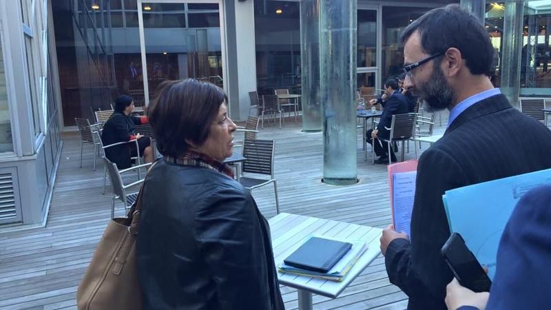 Скандальним французьким депутатам передали "листи щастя" Скандальним французьким депутатам передали "листи щастя"