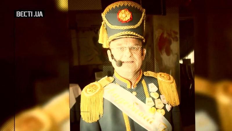 Обезьяны в форме: террористы показали глупые образцы военной одежды Обезьяны в форме: террористы показали глупые образцы военной одежды