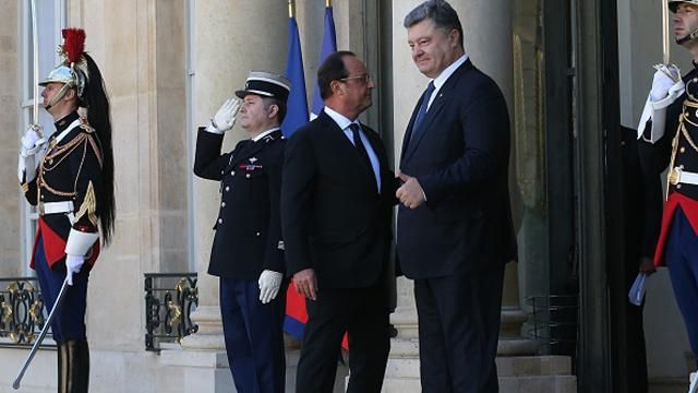 Олланд пообещал Порошенко, что до утра сидеть не будут Олланд пообещал Порошенко, что до утра сидеть не будут