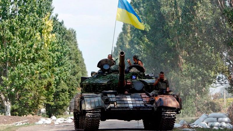 Першими з передової поїдуть українські танки