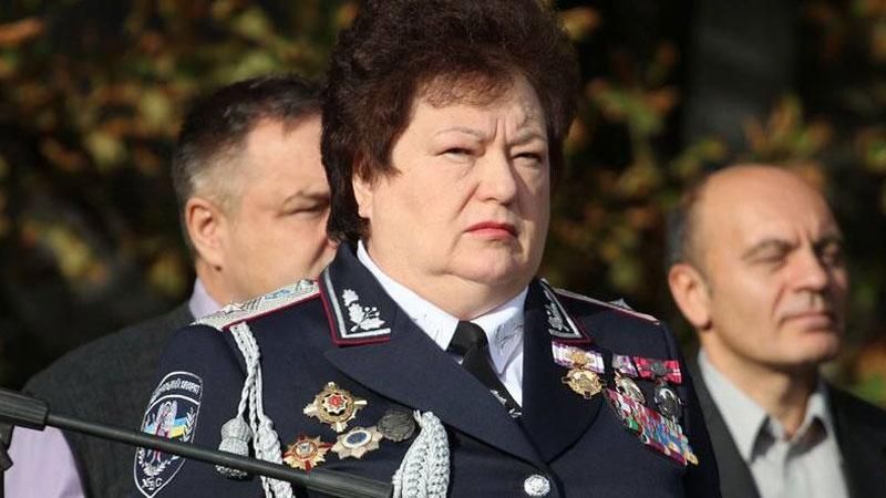 Организатор "антимайдана" приняла присягу в полиции Организатор "антимайдана" приняла присягу в полиции