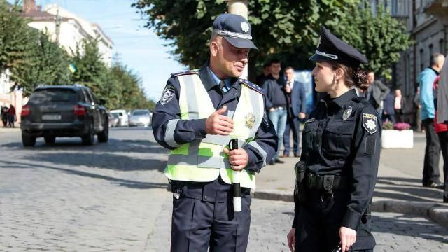 Новая полиция добралась до аэропорта "Борисполь"