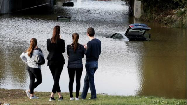 ТОП-новини: Українка загинула у Франції, незвична петиція про Тимошенко ТОП-новини: Українка загинула у Франції, незвична петиція про Тимошенко
