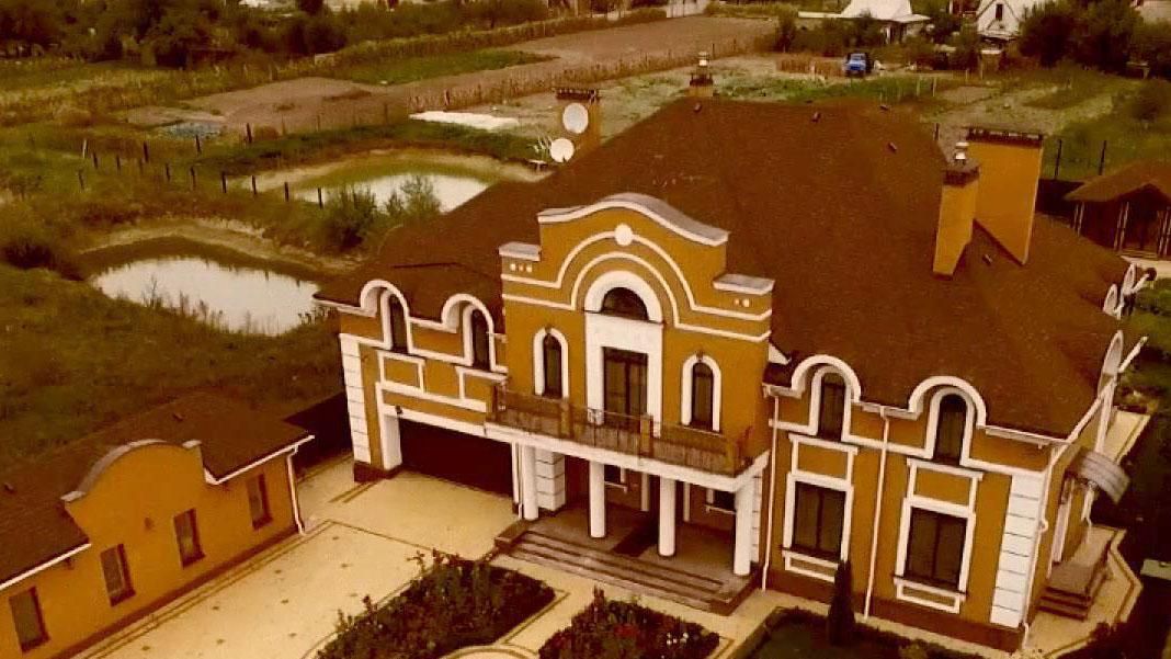 Появилось видео шикарного поместья скандального священника УПЦ МП Появилось видео шикарного поместья скандального священника УПЦ МП