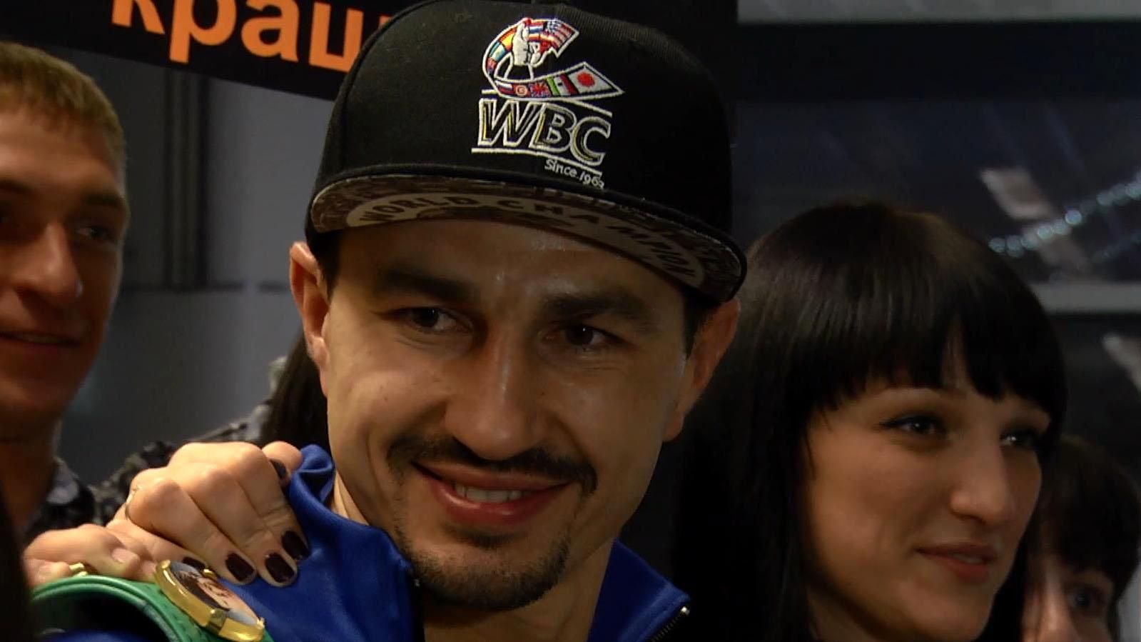 В Киеве встретили "свежеиспеченного" чемпиона мира по боксу В Киеве встретили "свежеиспеченного" чемпиона мира по боксу