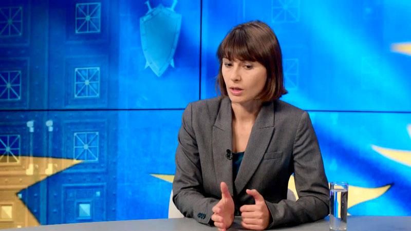 Шокина нужно превратить в английскую королеву, — общественная активистка Шокина нужно превратить в английскую королеву, — общественная активистка