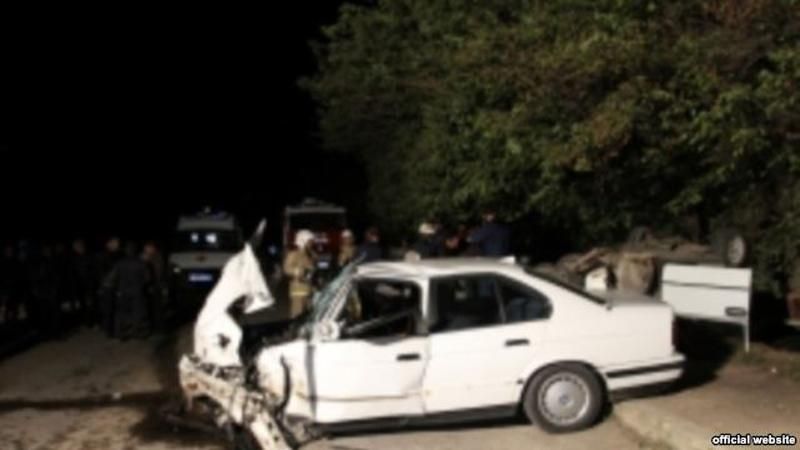 В одной аварии в Крыму погибли сразу 5 человек В одной аварии в Крыму погибли сразу 5 человек