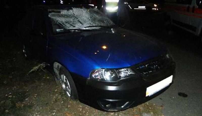 Пешеходов в Киеве переехали на тротуаре: 24-летняя женщина погибла на месте Пешеходов в Киеве переехали на тротуаре: 24-летняя женщина погибла на месте