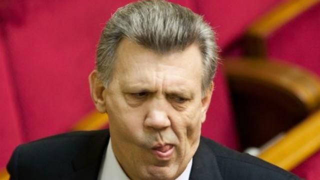 В дом скандального нардепа бросили гранату В дом скандального нардепа бросили гранату