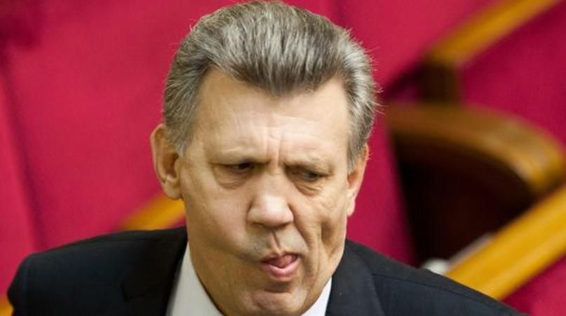 Ківалов зняв свою кандидатуру з виборів Ківалов зняв свою кандидатуру з виборів