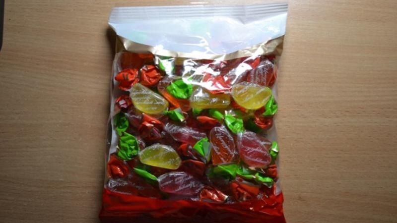 У Криму продають продукцію "Рошен" без логотипів У Криму продають продукцію "Рошен" без логотипів