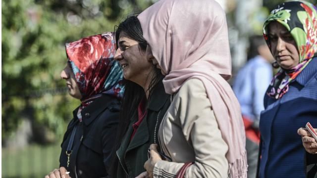 У Туреччині — масовий мітинг через теракт У Туреччині — масовий мітинг через теракт