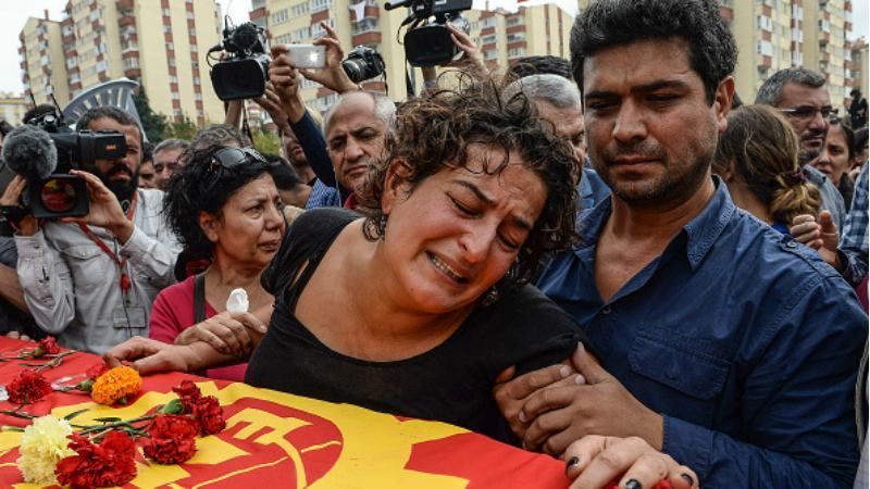 "Чорний" день у Туреччині: країна поринула у траур