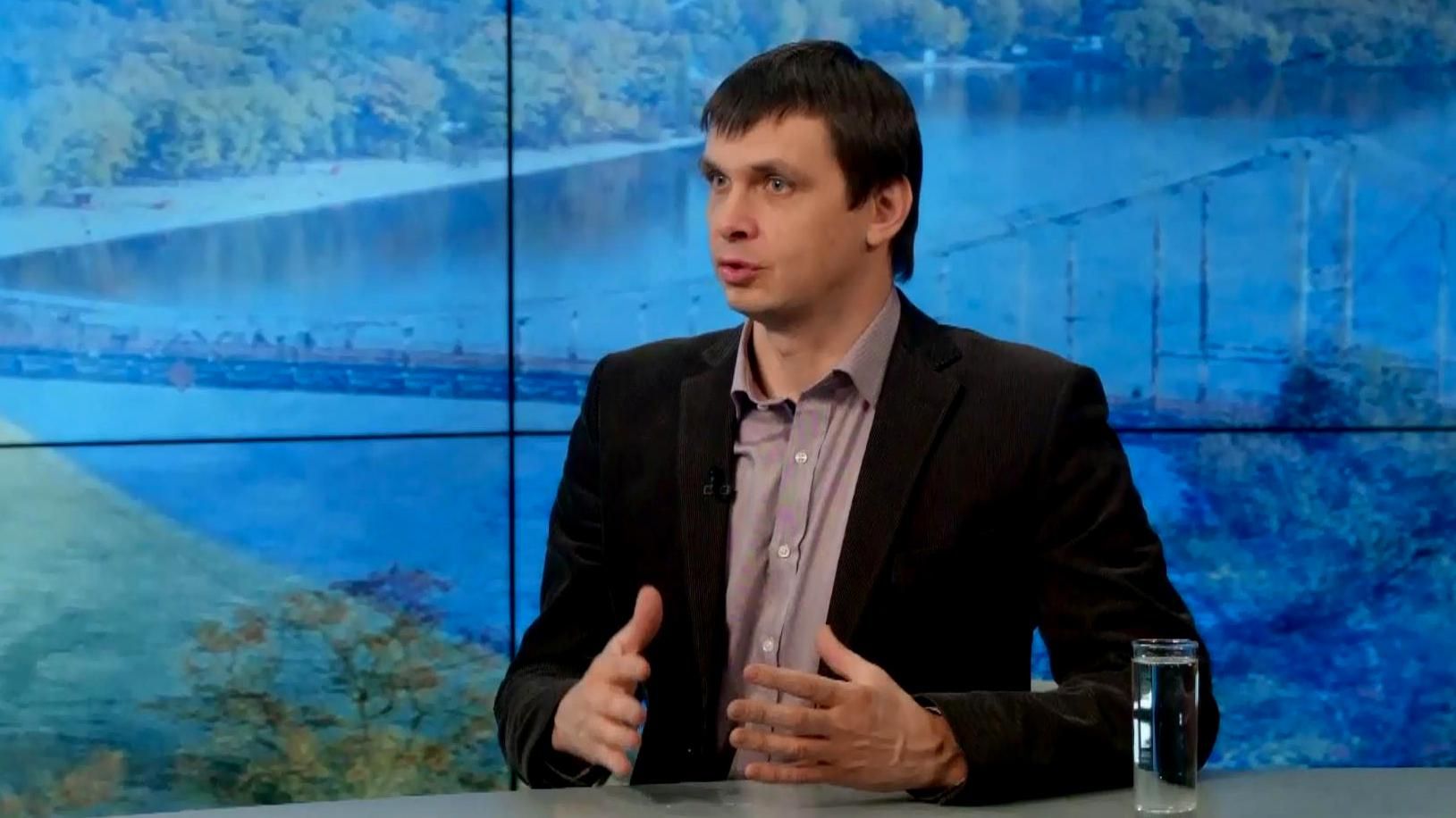 Российские оппозиционеры собираются бороться с Путиным из-за Украины, — политолог Российские оппозиционеры собираются бороться с Путиным из-за Украины, — политолог