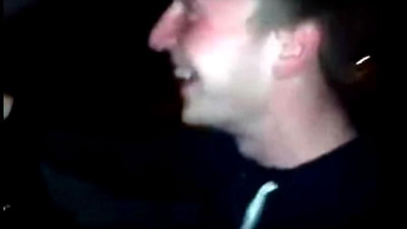 Видео, которое шокирует. В сеть выложили момент аварии Видео, которое шокирует. В сеть выложили момент аварии