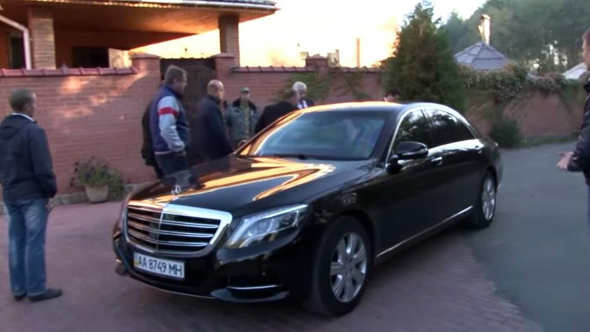 Шокин ездит на "мажорном" автомобиле Шокин ездит на "мажорном" автомобиле