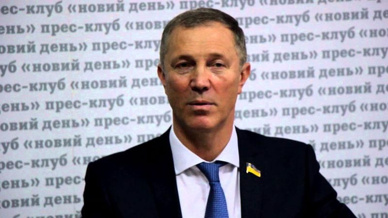 ЦИК хочет зарегистрировать экс-регионала в мэры несмотря на протесты общественности ЦИК хочет зарегистрировать экс-регионала в мэры несмотря на протесты общественности