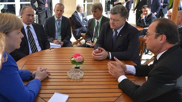 Меркель та Олланд розкажуть лідерам ЄС про зустріч з Порошенком та Путіном Меркель та Олланд розкажуть лідерам ЄС про зустріч з Порошенком та Путіном