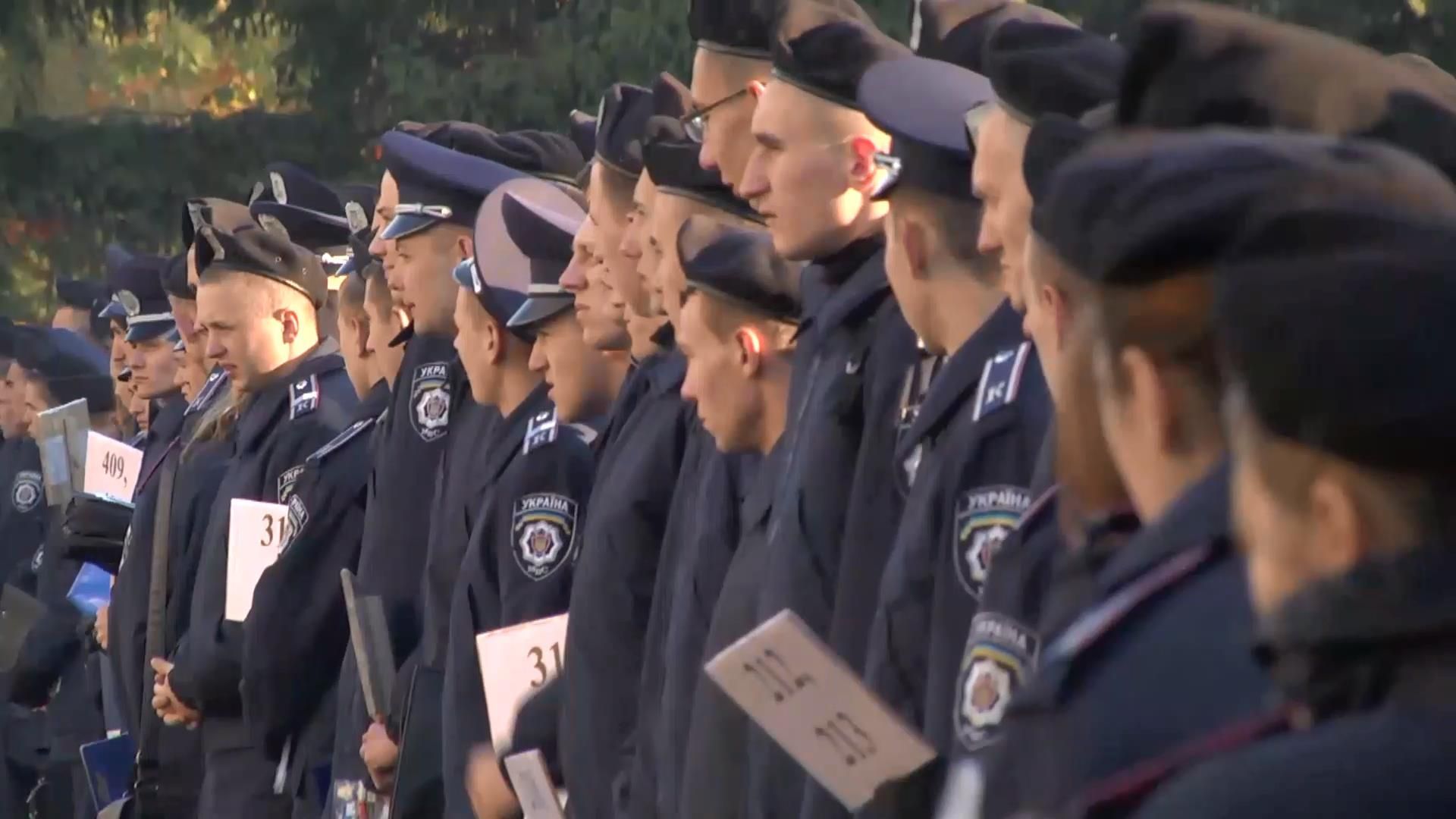 Киевских курсантов готовят к худшему на местных выборах Киевских курсантов готовят к худшему на местных выборах