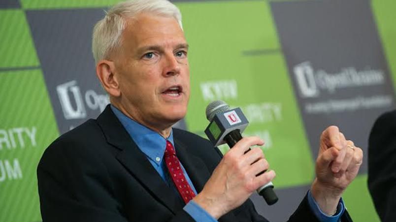 Как будет развиваться ситуация на Донбассе: три сценария от экс-посла США Как будет развиваться ситуация на Донбассе: три сценария от экс-посла США