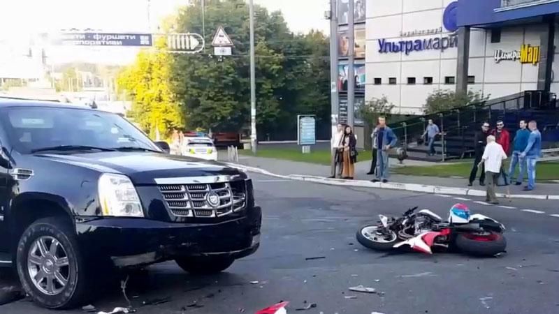 Жінка, яка на смерть збила Ларсона, переховується від слідства Жінка, яка на смерть збила Ларсона, переховується від слідства