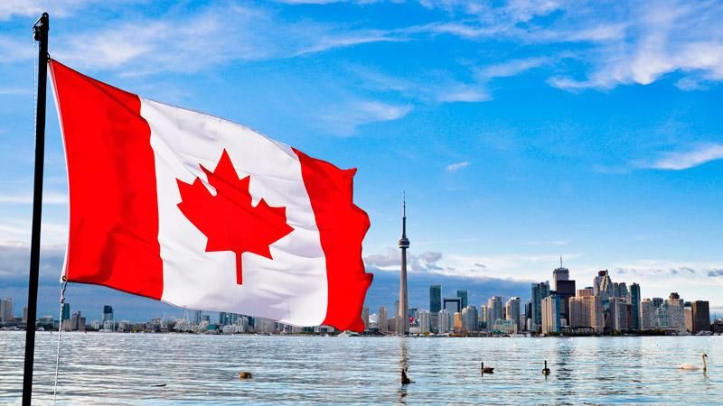 Канада заговорила про скасування віз українцям Канада заговорила про скасування віз українцям