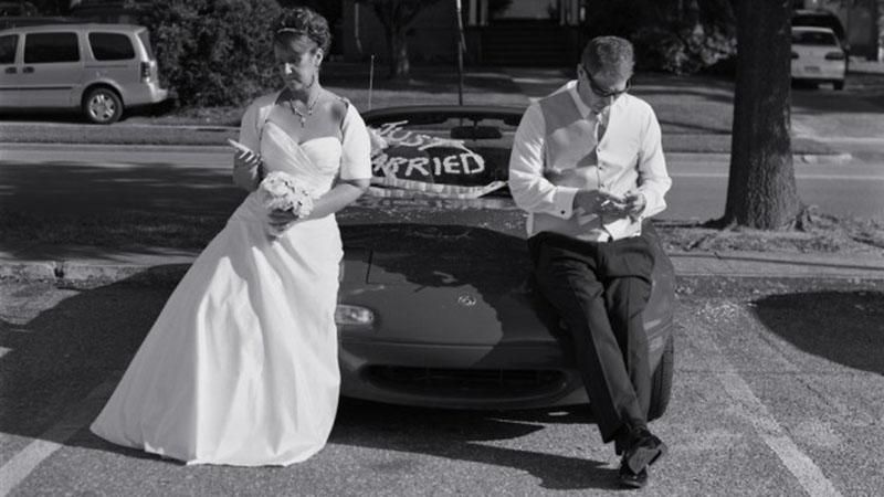 Як гаджети замінили людям родичів та друзів Як гаджети замінили людям родичів та друзів