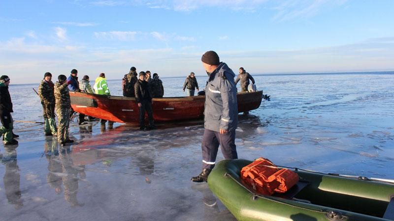 Вибух на теплоході під Києвом: знайдено тіло загиблого Вибух на теплоході під Києвом: знайдено тіло загиблого