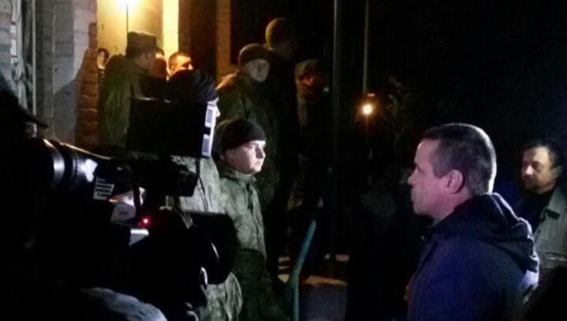 В милиции рассказали свою версию предвыборных беспорядков в Мариуполе В милиции рассказали свою версию предвыборных беспорядков в Мариуполе