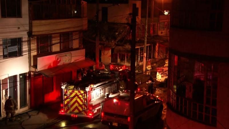 Самолет в Колумбии упал сразу после взлета: есть погибшие Самолет в Колумбии упал сразу после взлета: есть погибшие