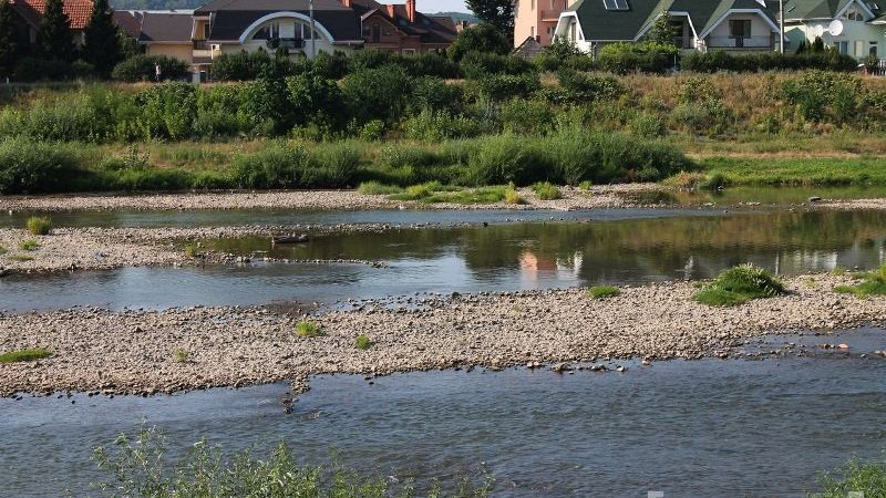 Чому міліють ріки? Пояснення фахівців