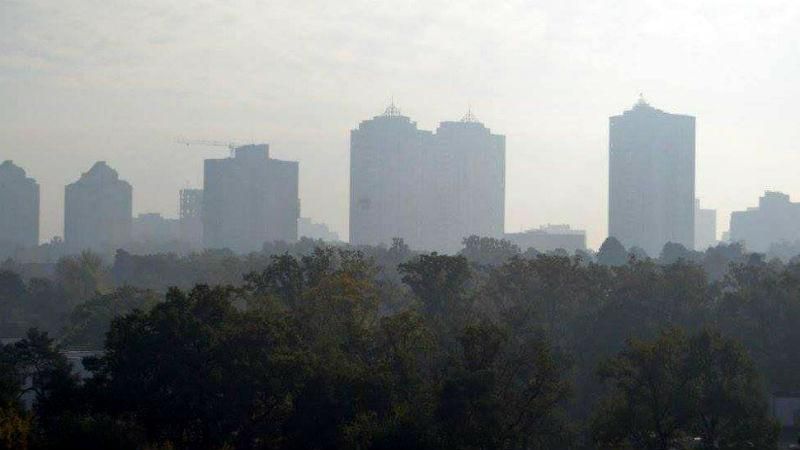 У Києві перевищення шкідливих речовин, хочуть перенести початок робочого дня У Києві перевищення шкідливих речовин, хочуть перенести початок робочого дня