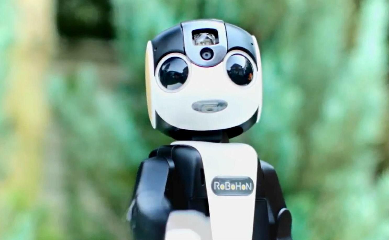 Принтер, що друкує шоколад та роботелефон, що говорить Принтер, що друкує шоколад та роботелефон, що говорить