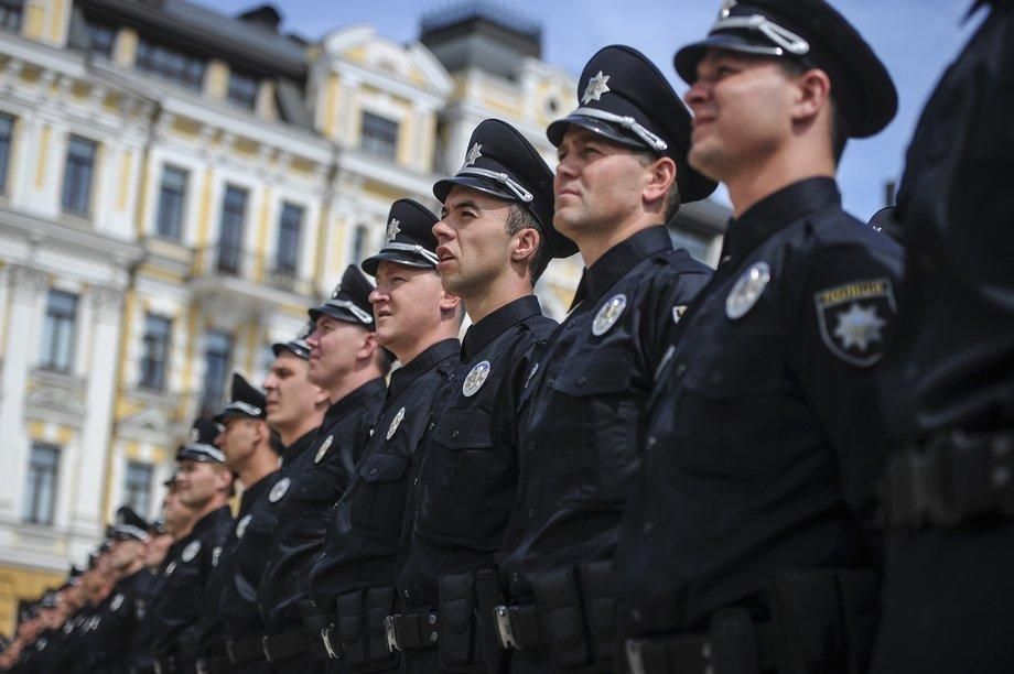 100 дней работы полиции: с чем не справились патрульные